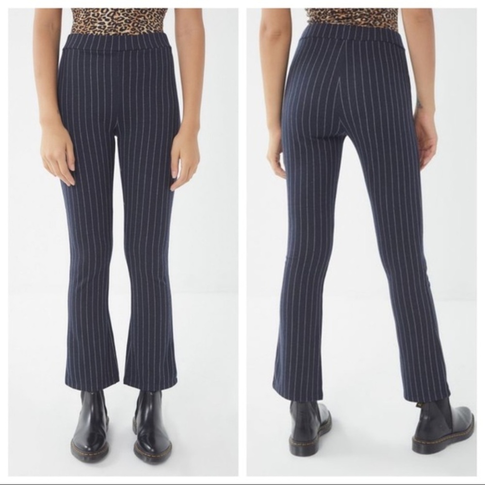 UO Casey Kick Flare Pant XS